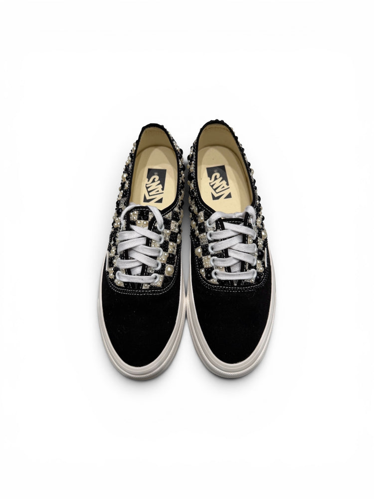 SANCTUARY AUTHENTIC’s LX